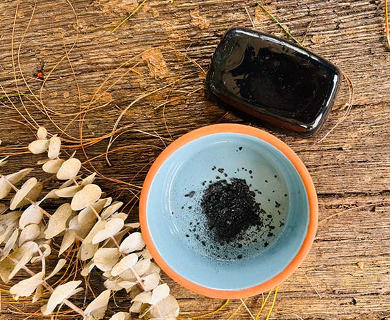 Jabón Detox natural de Carbón activo